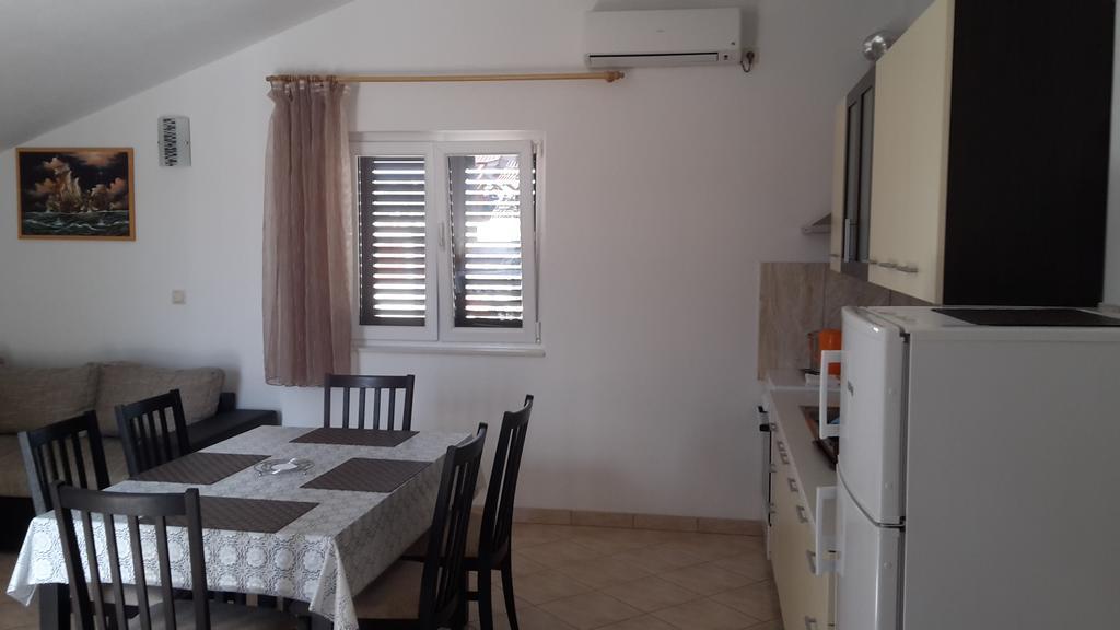Vila Suzana Tribalj المظهر الخارجي الصورة